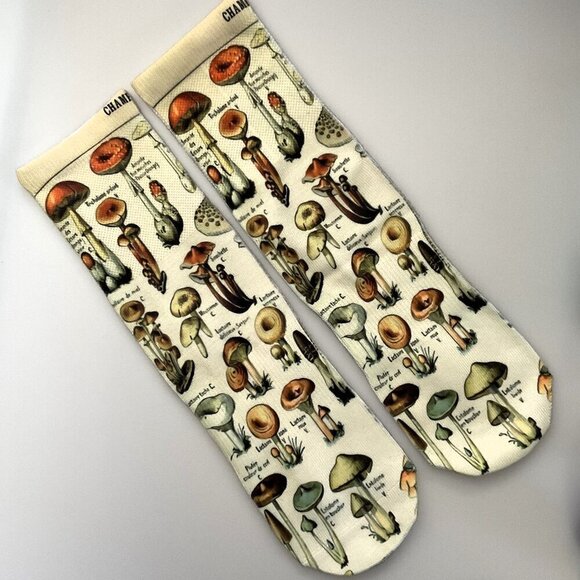MUSHROOM SOCKS NOVELTY FUN SOCKS THEME - Picture 4 of 8
